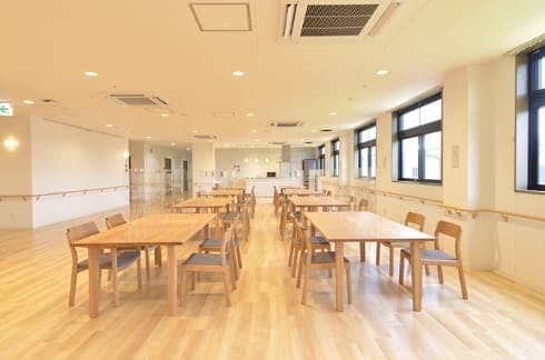 にじいろぱる松戸六実 リビング・食堂