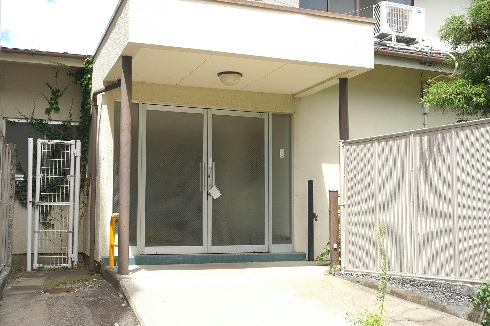 グループホームぼうやま敬老園 入口