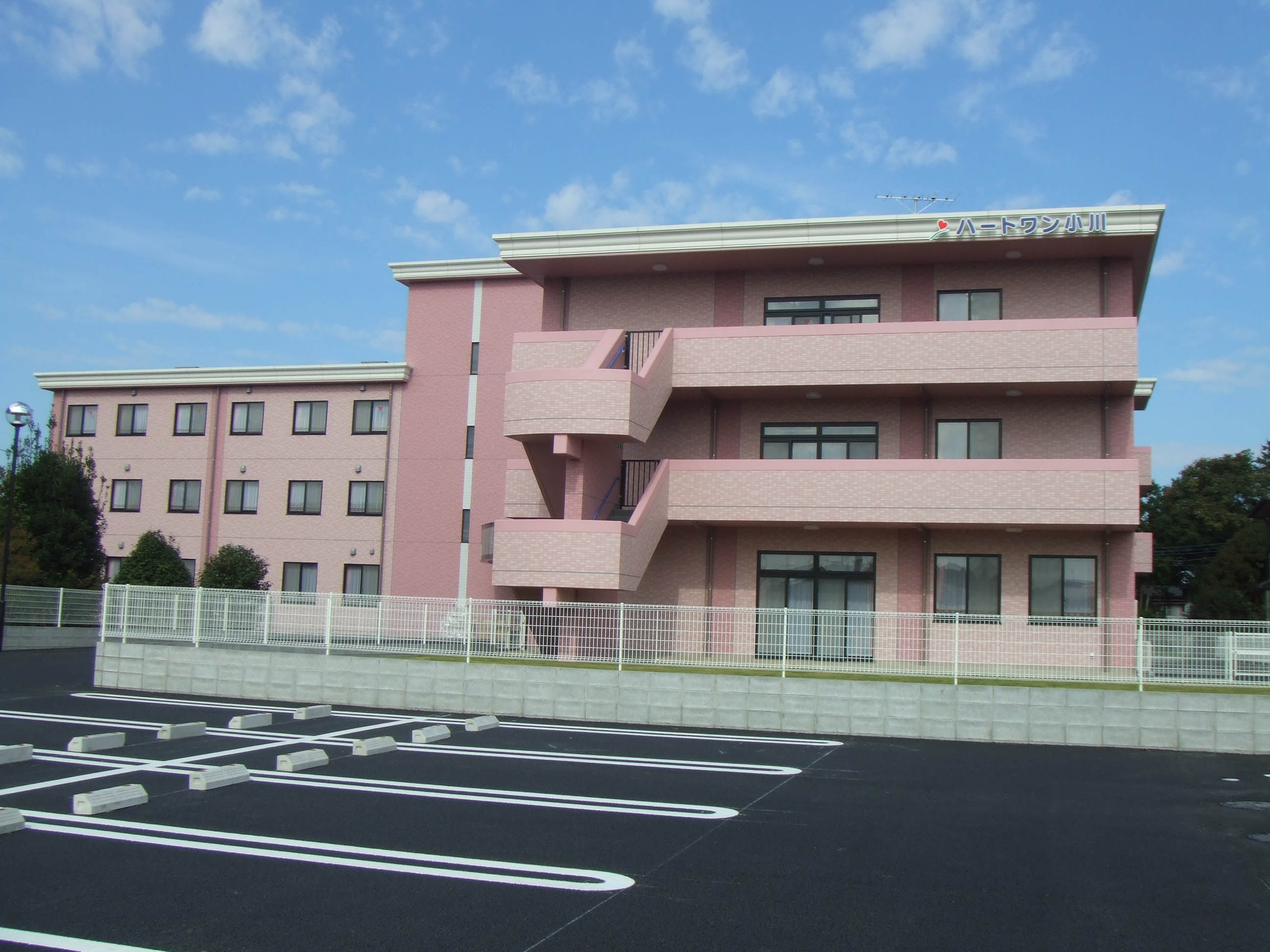 ハートワン小川 外観