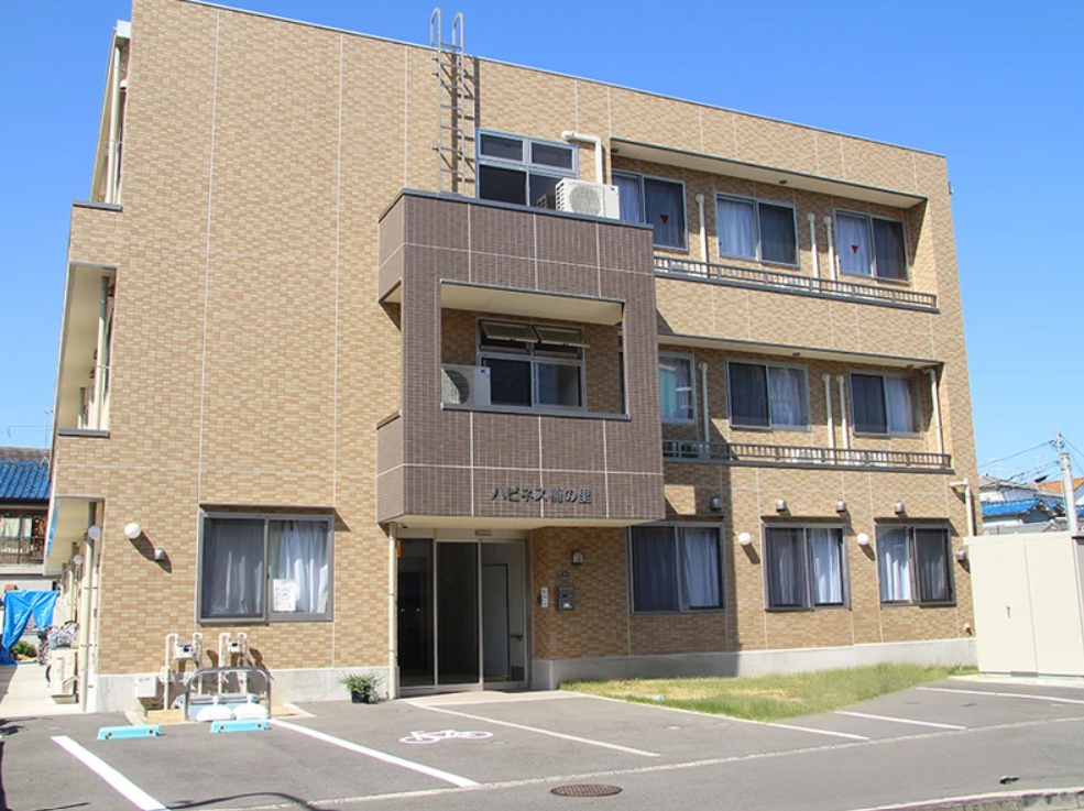 住宅型有料老人ホーム ハピネス楠の里 外観