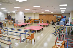 医療法人財団立川中央病院介護老人保健施設アルカディア リハビリテーション室