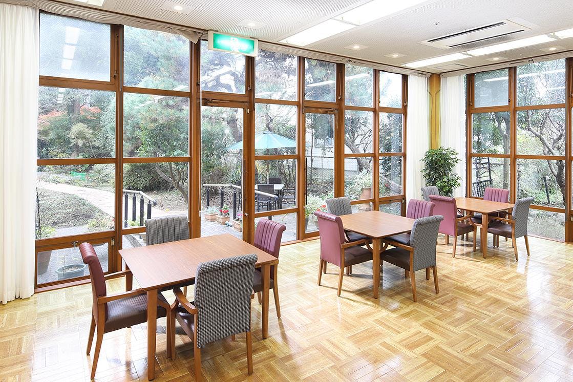 鎌倉山荘 1F ダイニングルーム兼機能訓練室