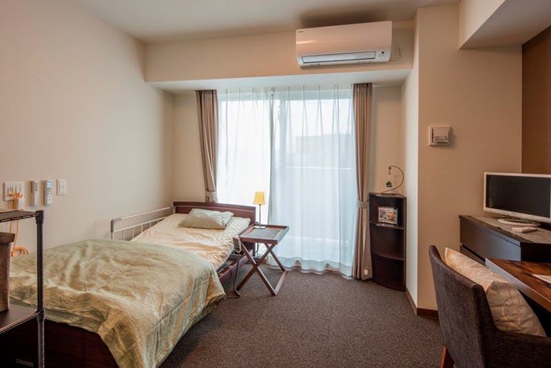 チャームスイート調布 居室