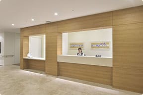 カーサプラチナ草加 受付