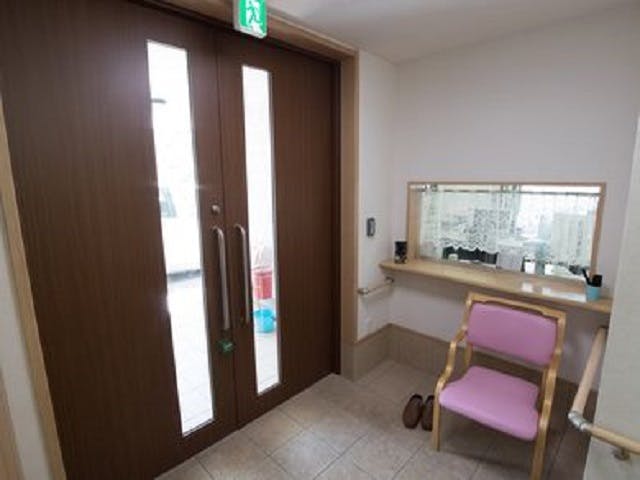 ずっとケアホーム浜寺 エントランスホール