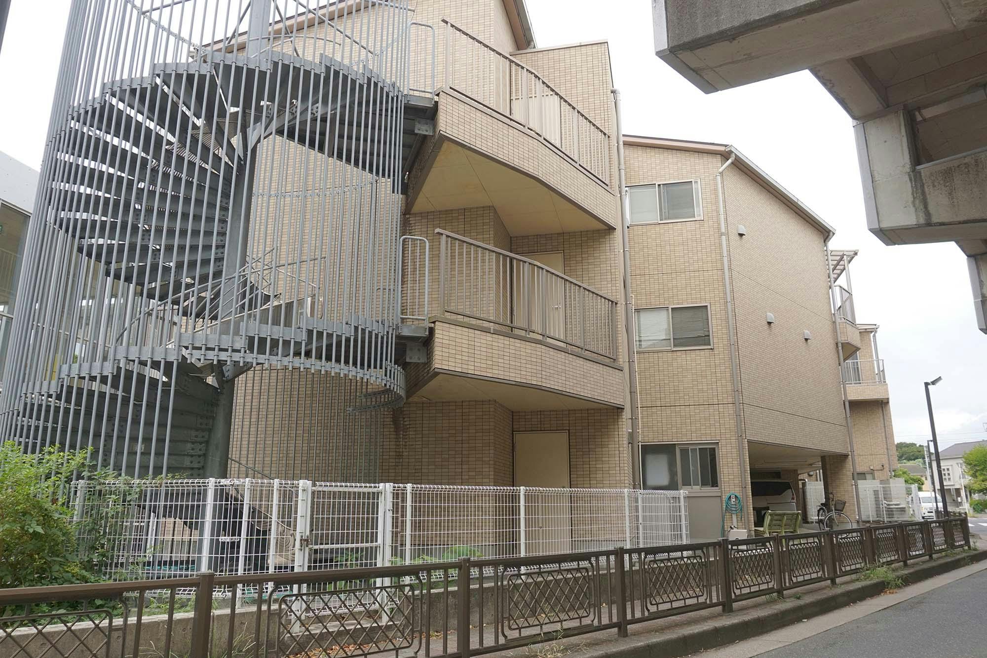 アイホーム市川まつひ台 看板