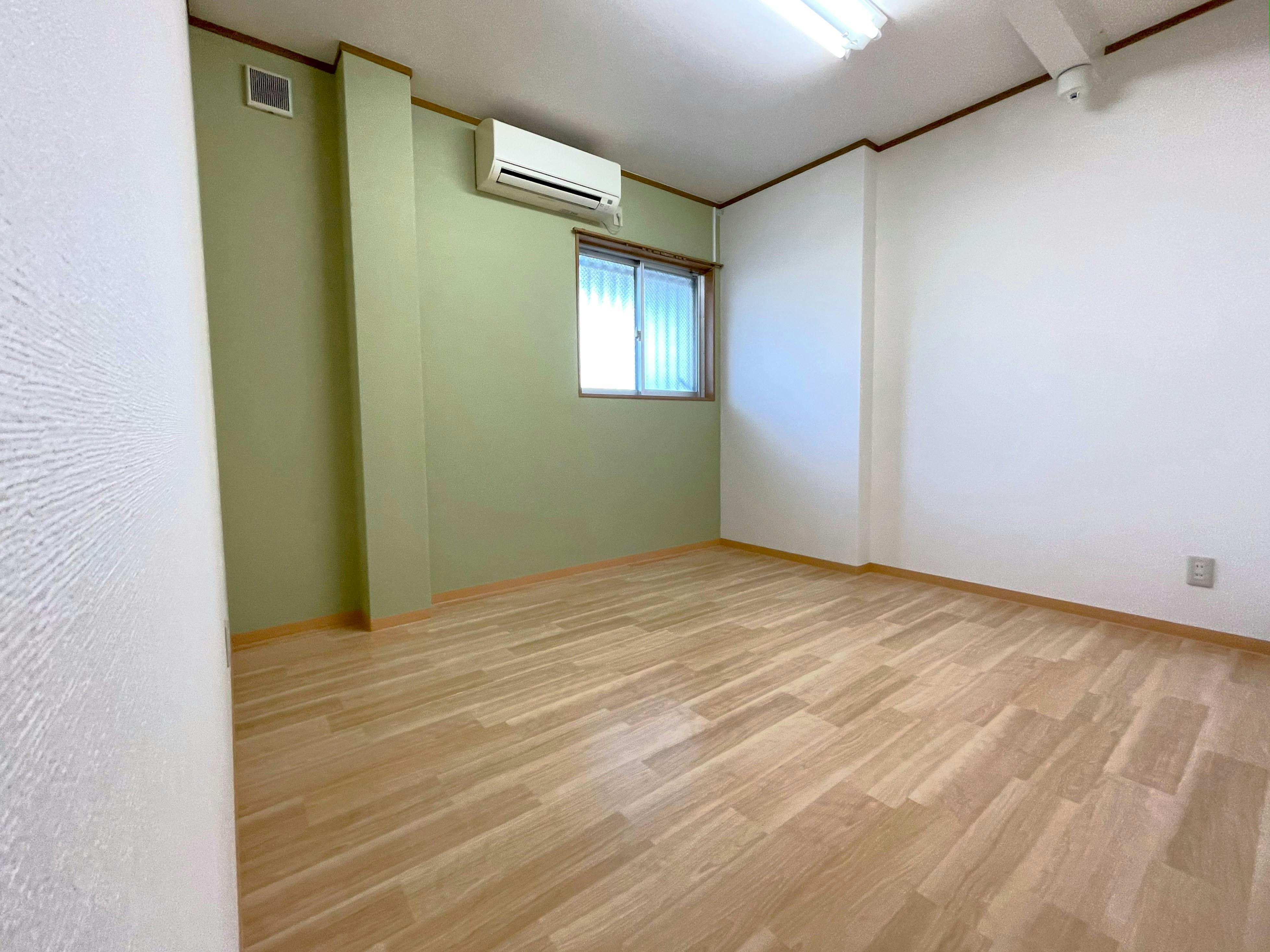 ナチュラル西脇1号館 居室