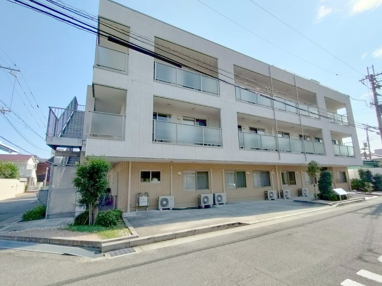 ラウレート東園田Ⅱ 外観