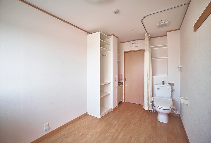 ビーバー八尾苑 居室