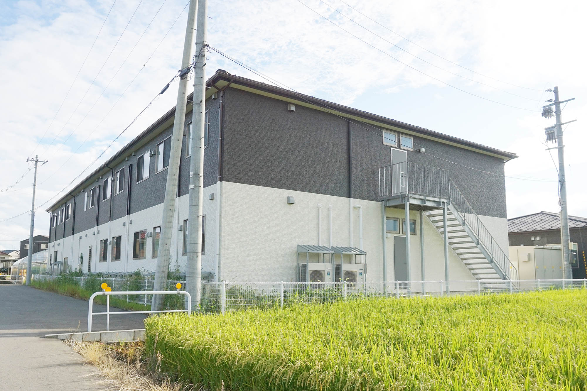 ワールドステイ白根 外観