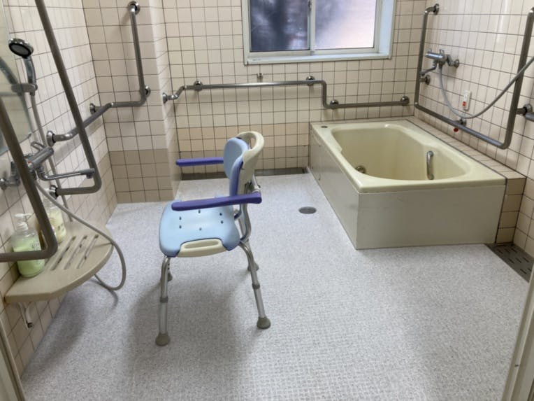 そんぽの家 西岡山 浴室