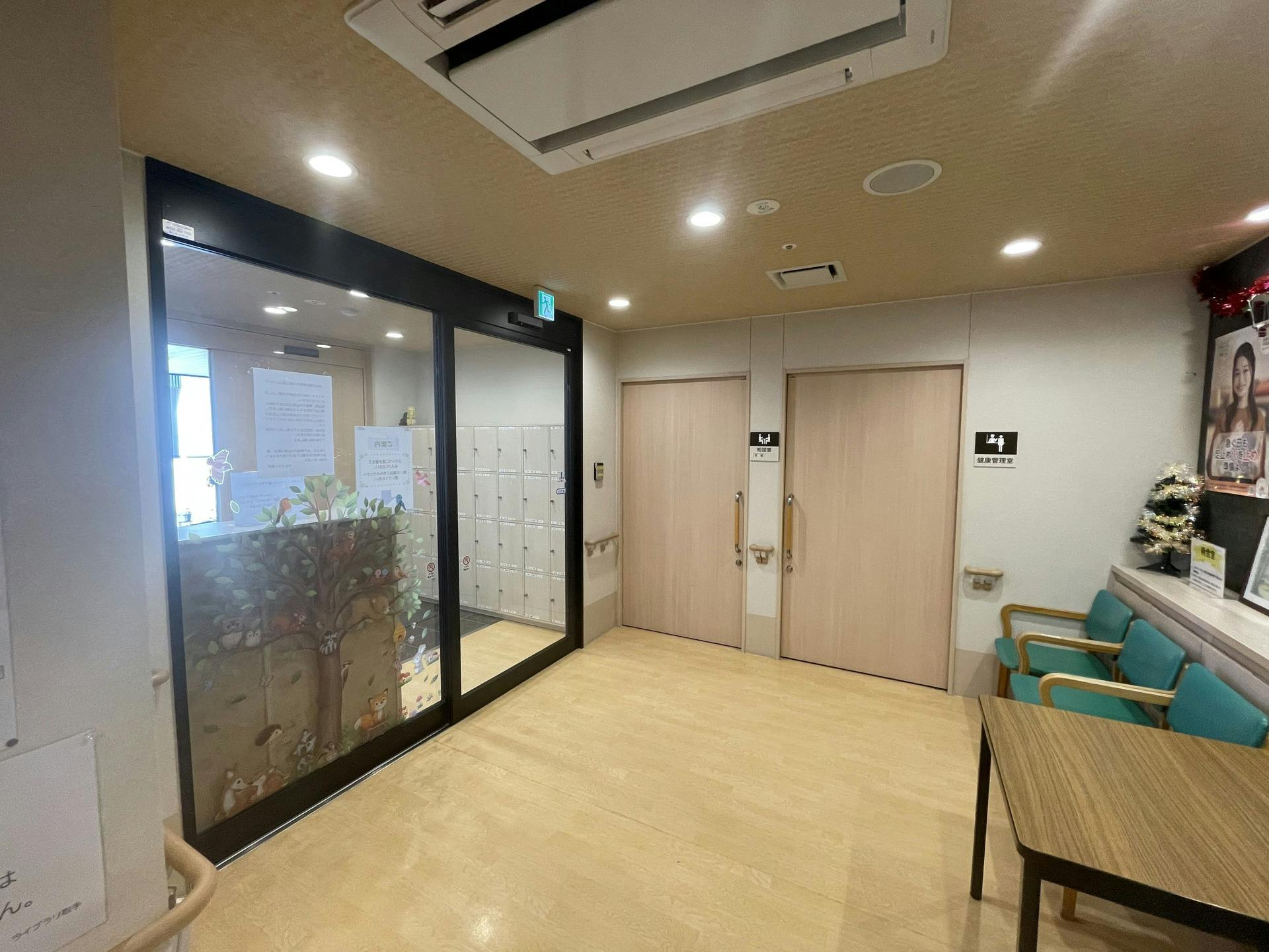 ライブラリ取手 エントランスホール