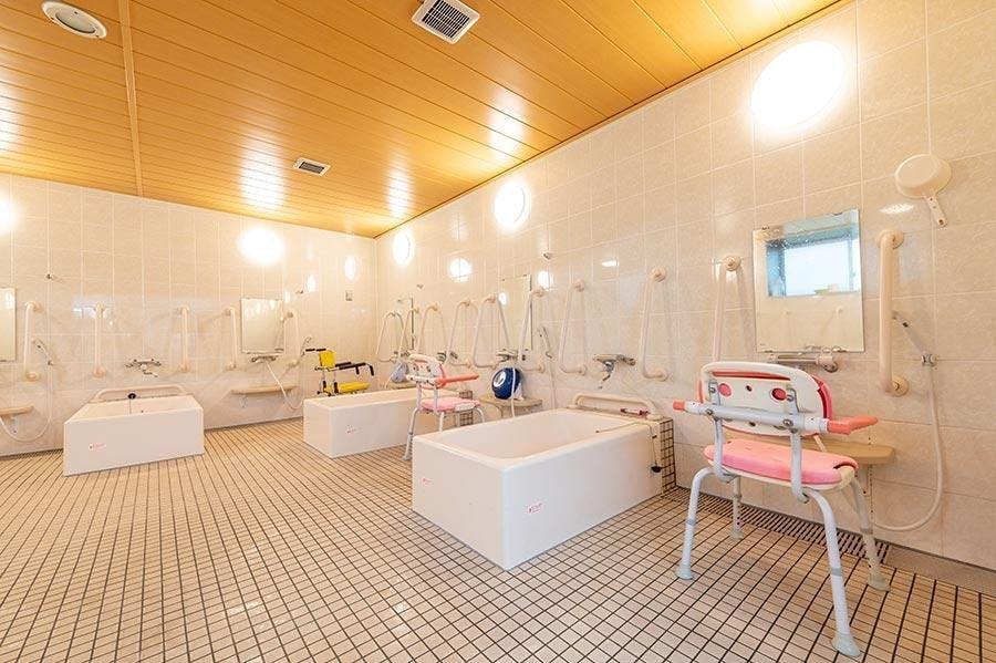 イリーゼさぎぬま・新館（看護クラーク鷺沼等） 浴室