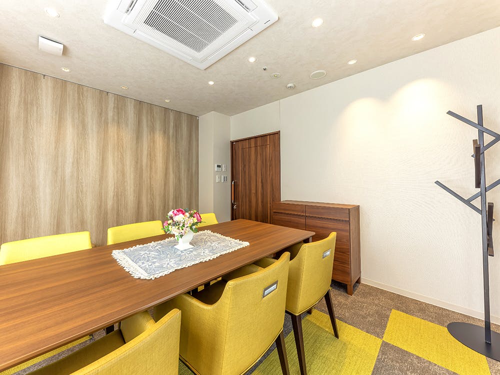 チャームスイート久我山 相談室