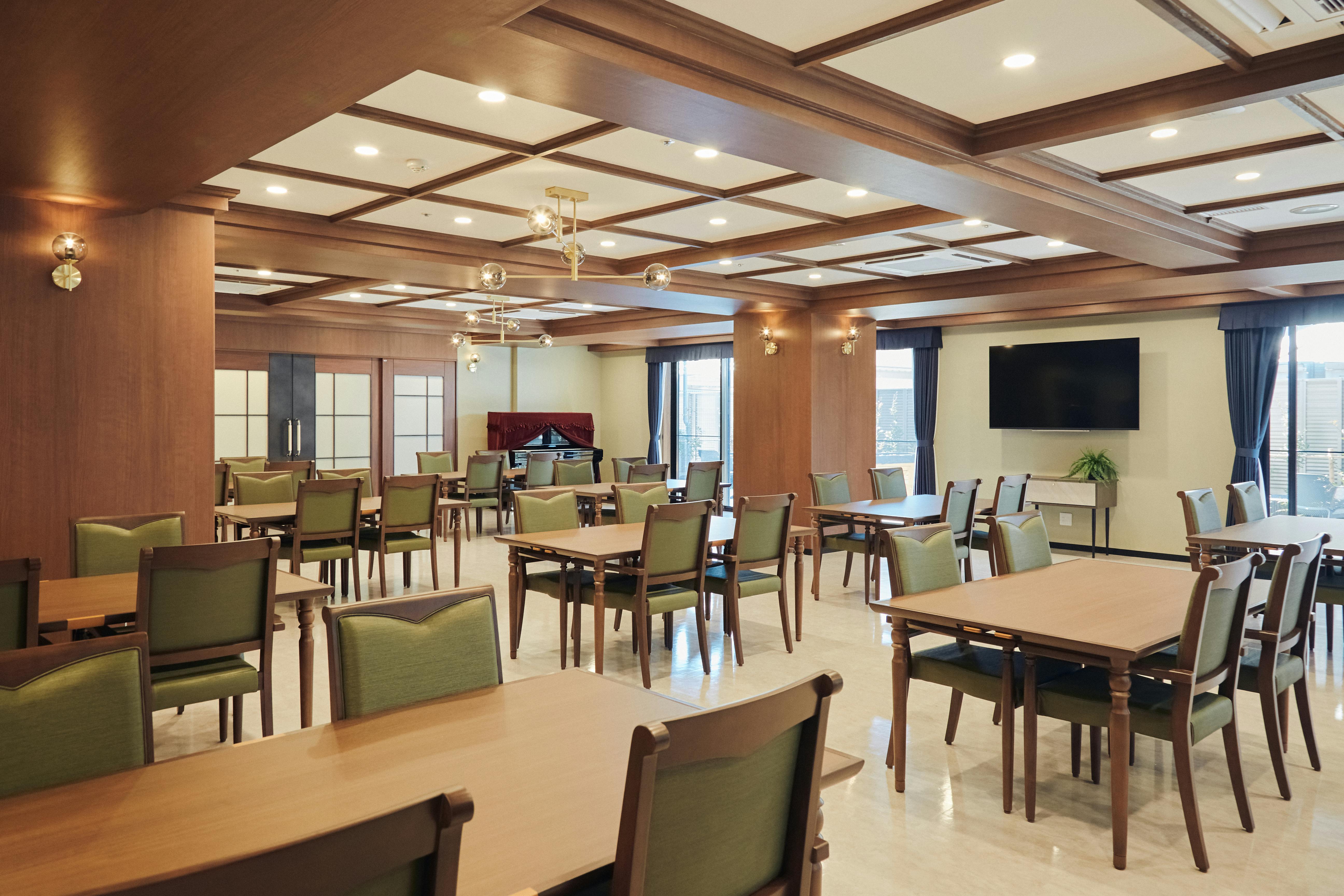 SOMPOケア ラヴィーレ厚木 ダイニング