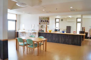 地域密着型特定有料老人ホーム仙寿の里こもれび 食堂