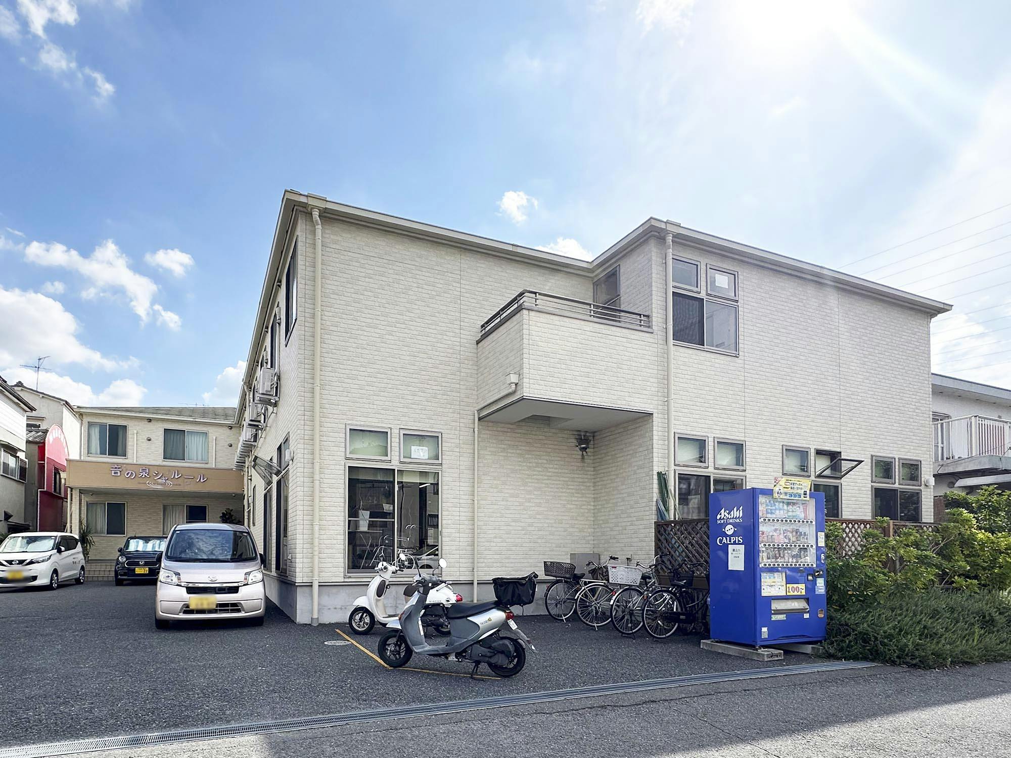 音の泉シャルール 外観