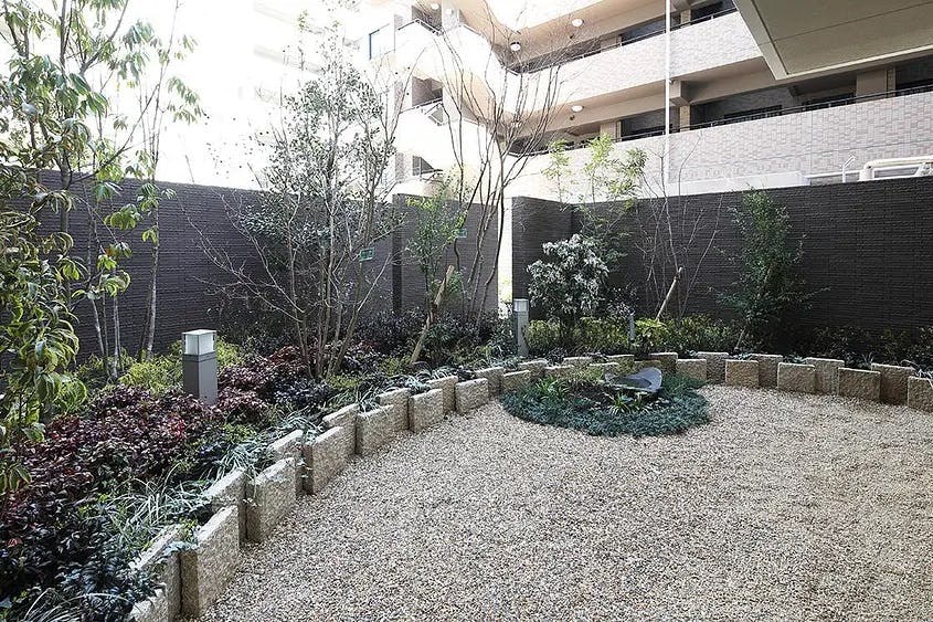 グランダ芦屋 庭