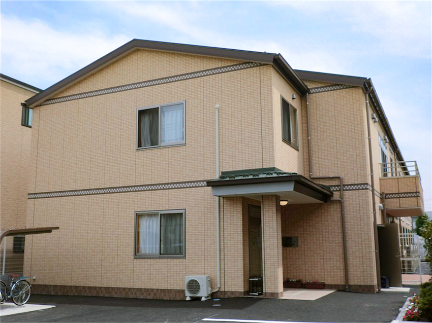 愛の家グループホーム中原下小田中 外観