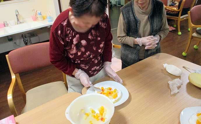ヒューマンライフケア宇奈根グループホーム 誕生会