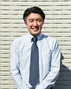 オリヴィエ前野町 ホーム長石渡 大介