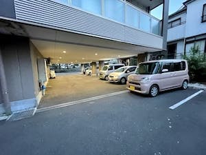 ディーフェスタクオーレ福生 駐車場