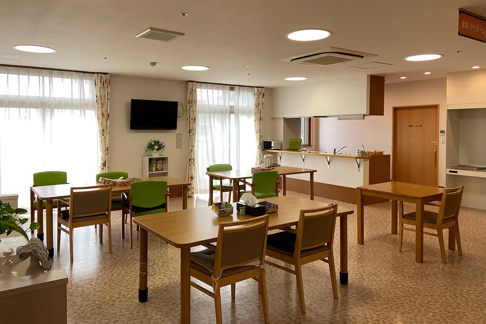 やさしえ八幡 食堂