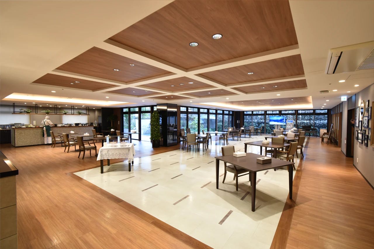 スーパー・コートプレミアム池田 レストラン