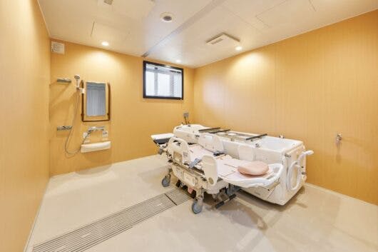 アズハイム国立 機械浴