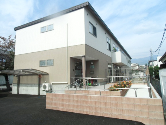 愛の家グループホーム甲府中央 外観