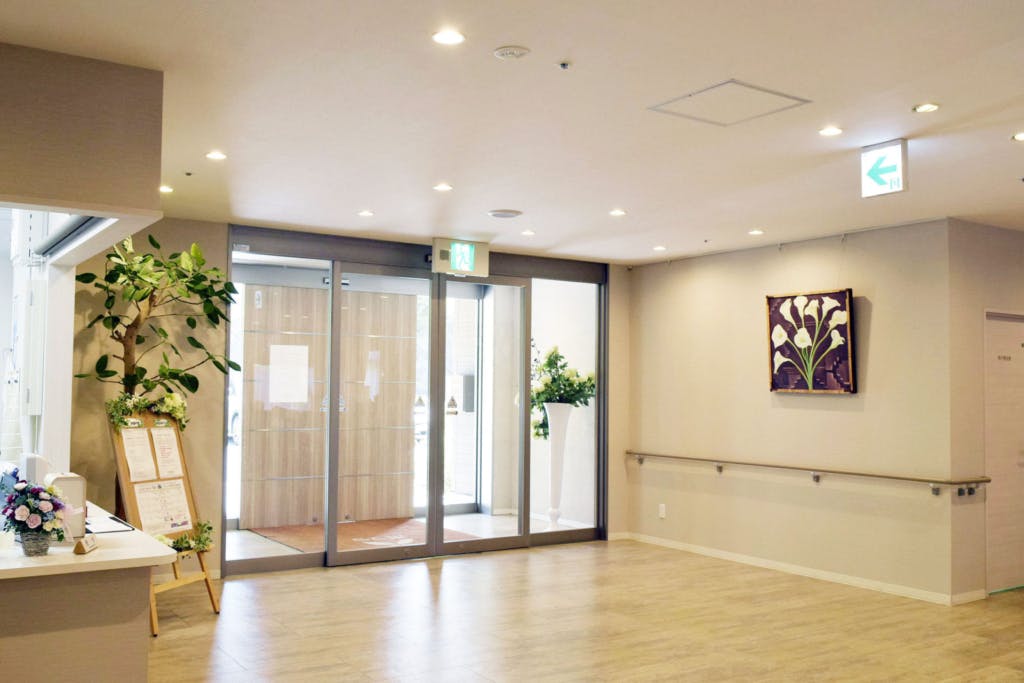 ニチイメゾン東ときわ台 エントランス