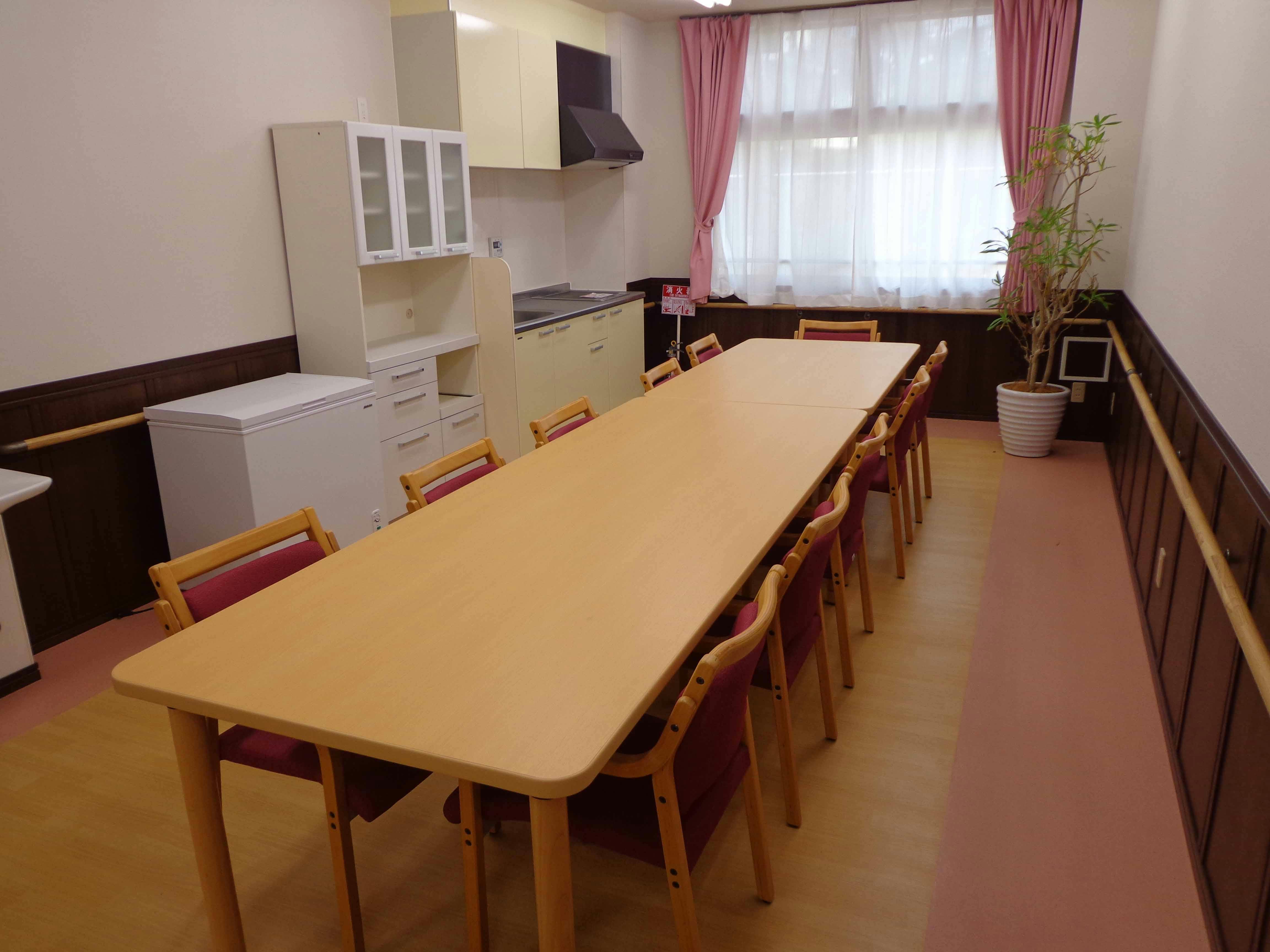 サービス付き高齢者向け住宅ここいち池原 共用スペース