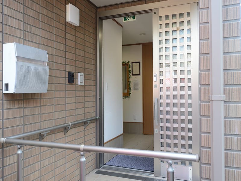 グループホームたのしい家西ヶ原 玄関