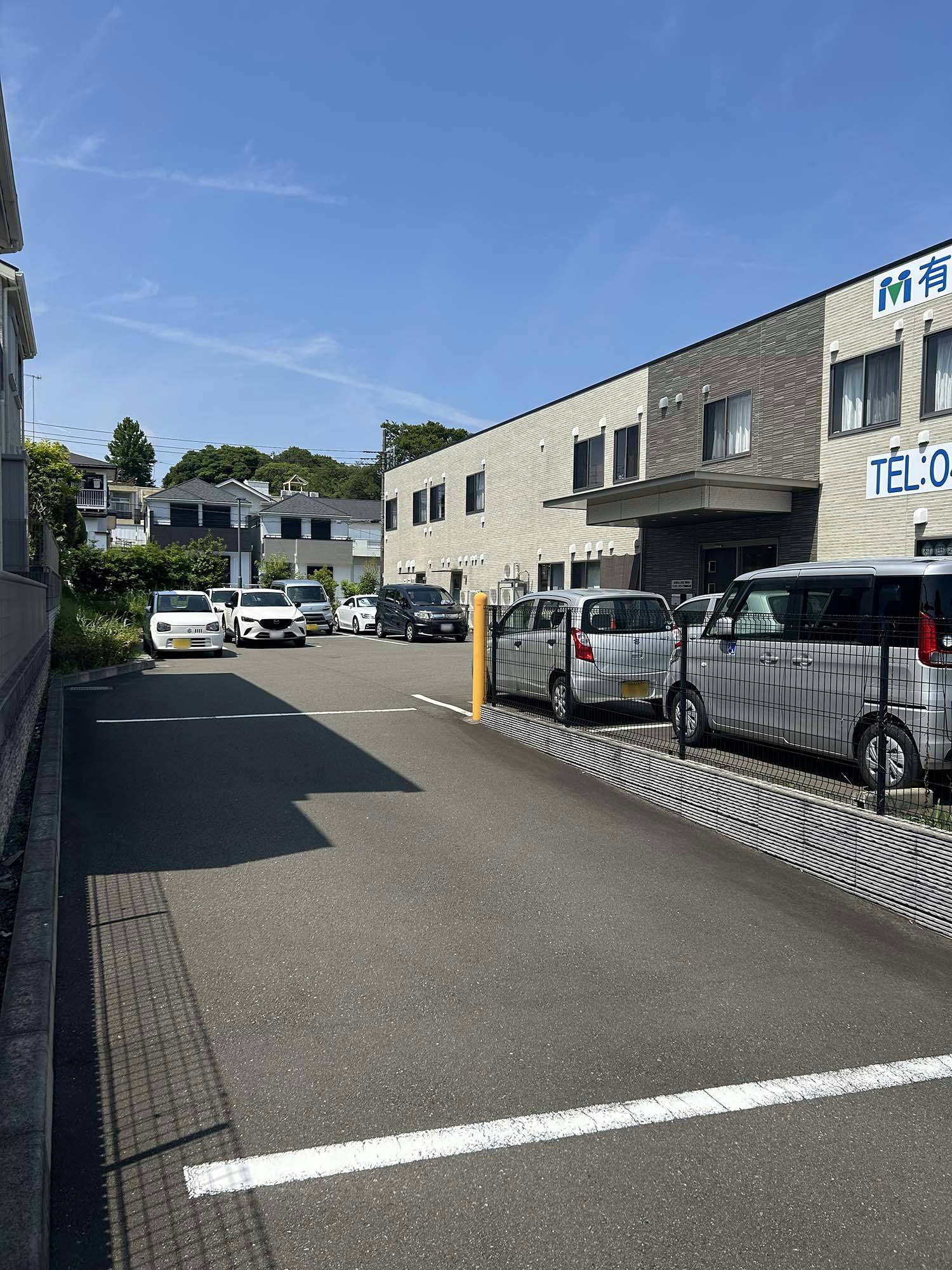 ケアパークヴィラ湘南石川 駐車場