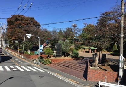 そんぽの家 福生公園 福生公園