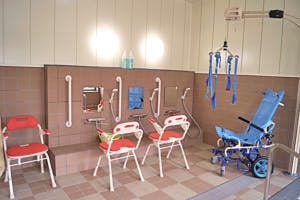 地域密着型特定有料老人ホーム仙寿の里こもれび 浴室