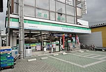 ハーウィル北越谷 ファミリーマート