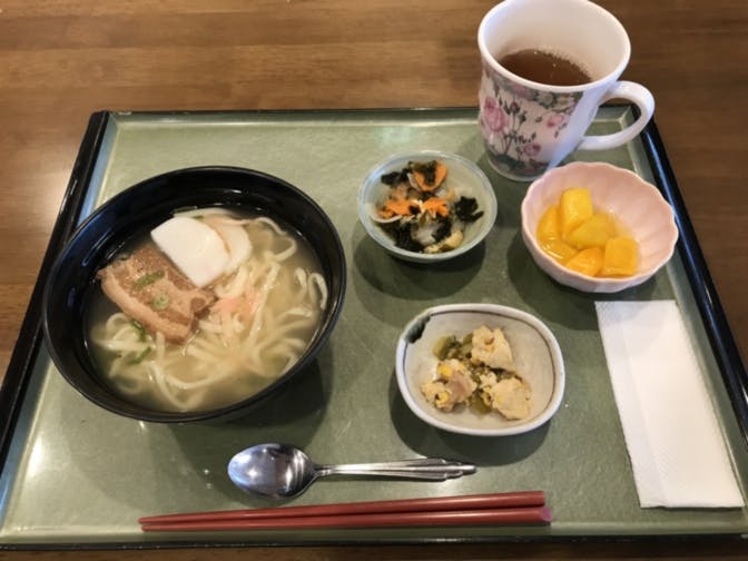 そんぽの家隅田公園 沖縄そば
