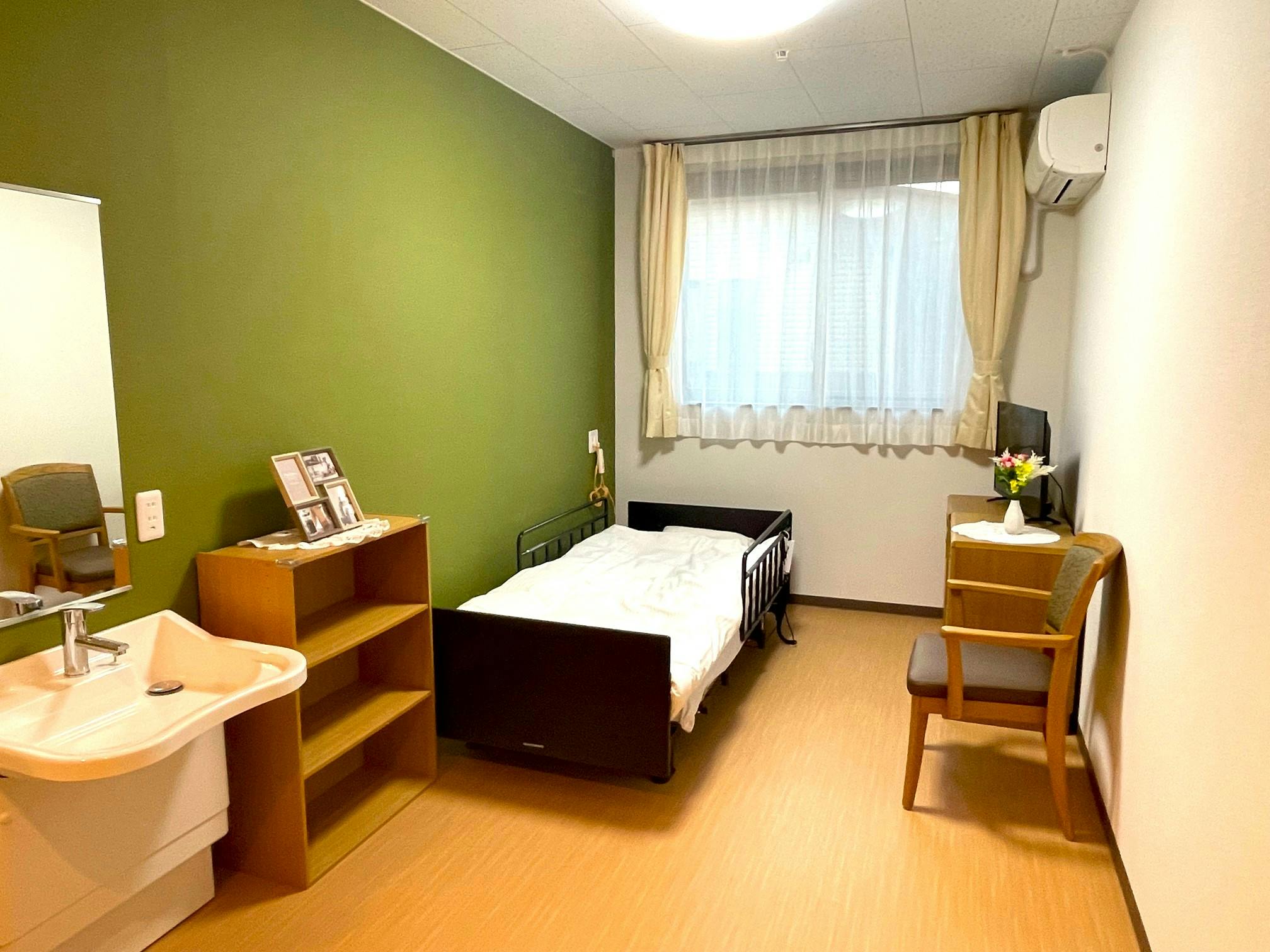 セレニティホスピス上杉 居室