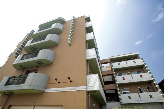 SOMPOケア ラヴィーレ相模原中央 外観