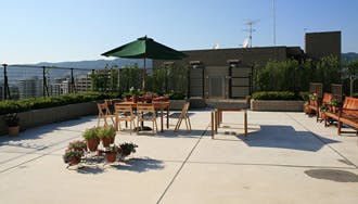 アクティブライフ豊中 屋上庭園