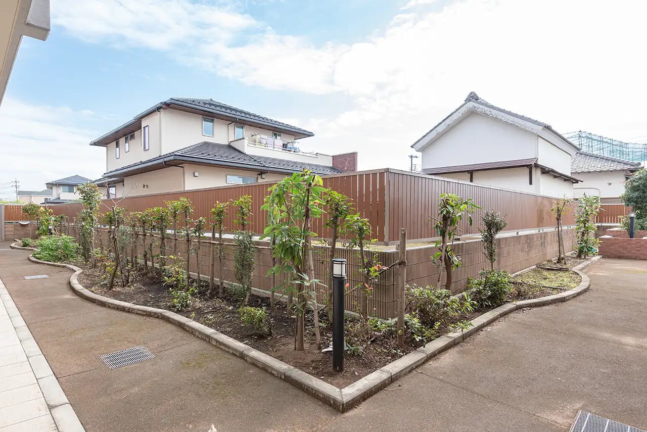 イリーゼ大宮大和田 中庭