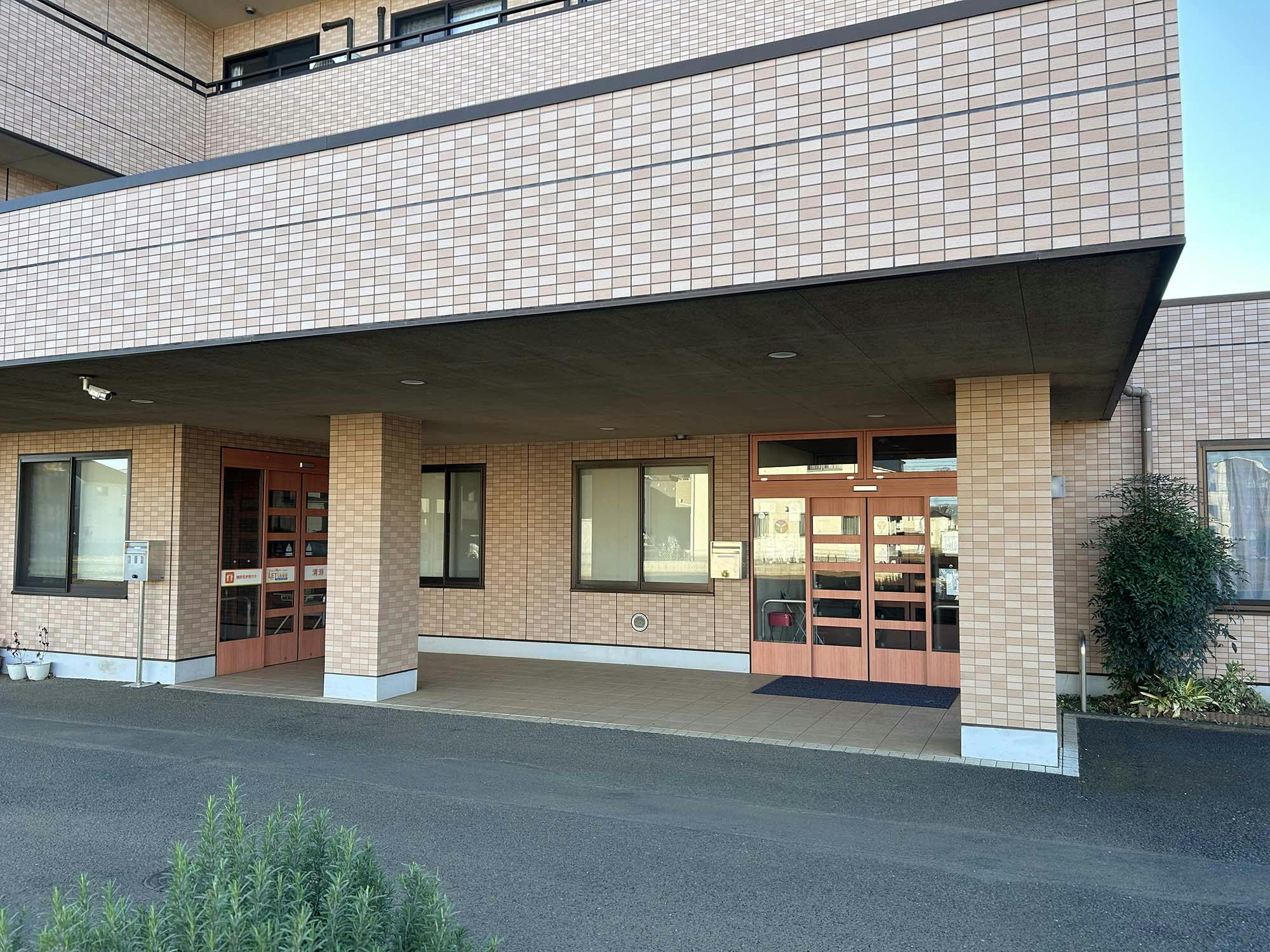 グループリビングアリスの家清瀬館 入口