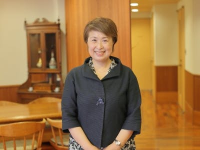 アルタクラッセ二子玉川 総支配人岩城 馨子