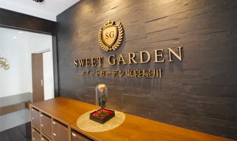 スイートガーデン東寝屋川 玄関