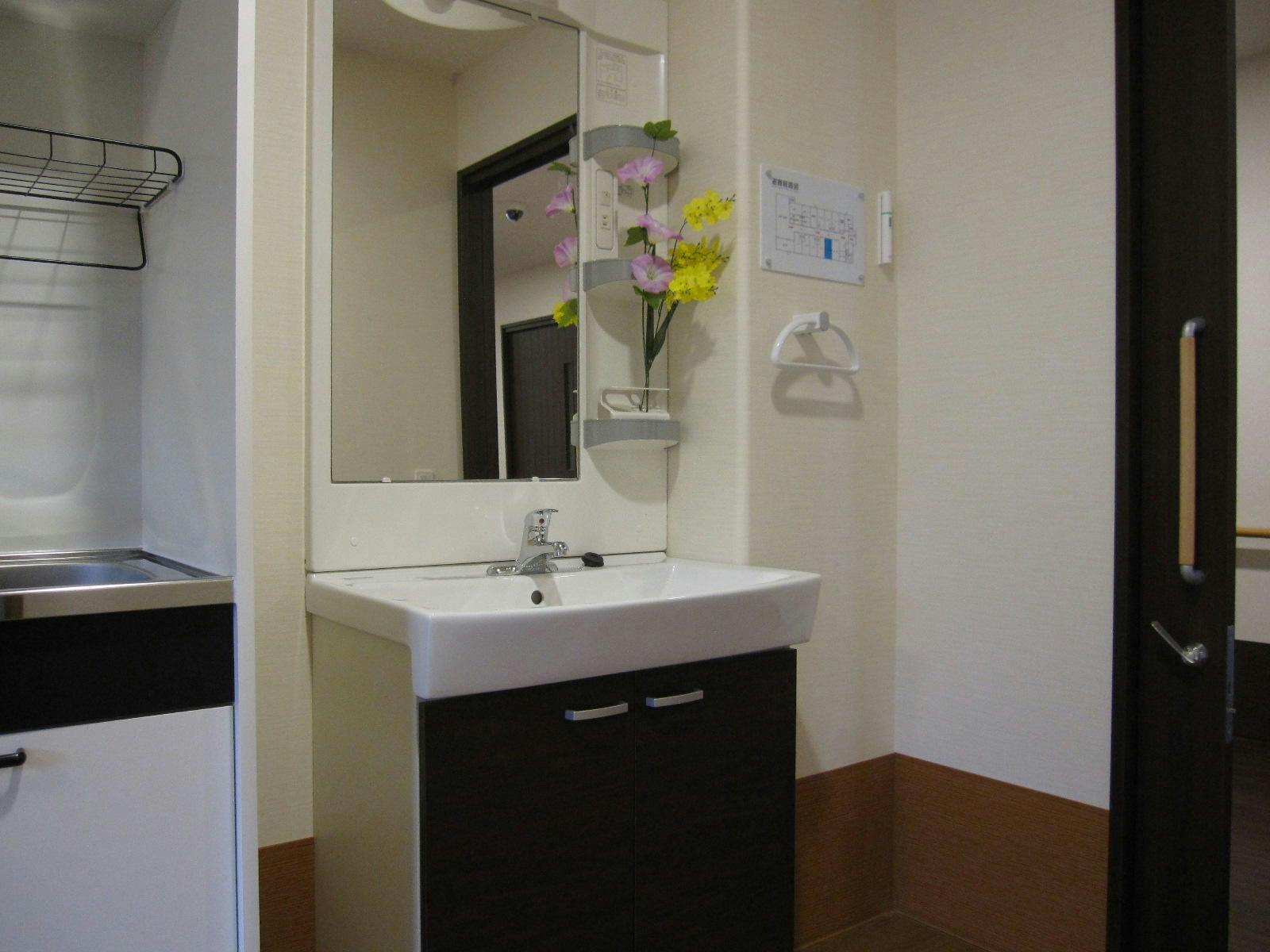 ライフパートナー新在家 洗面