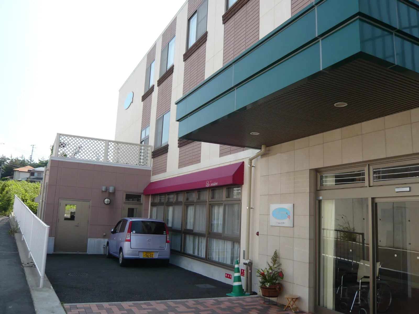 ラ・ナシカちはや 外観