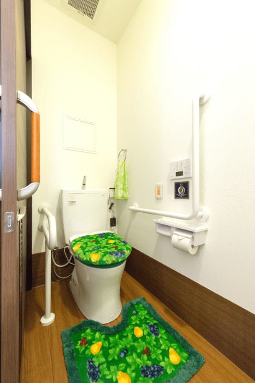 サービス付き高齢者向け住宅オアシスいちのみや 居室トイレ