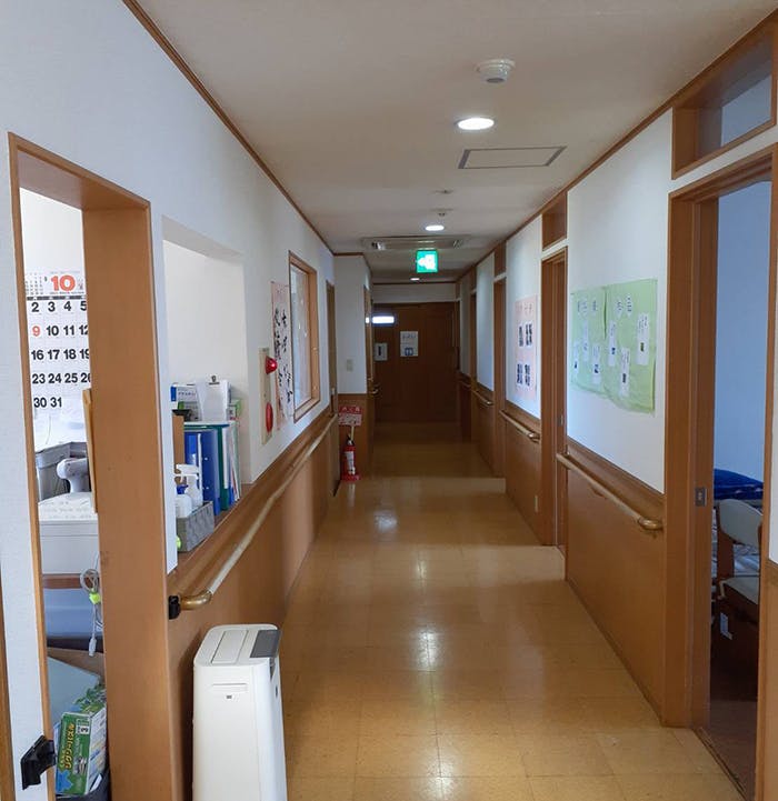 のぞみの家 廊下