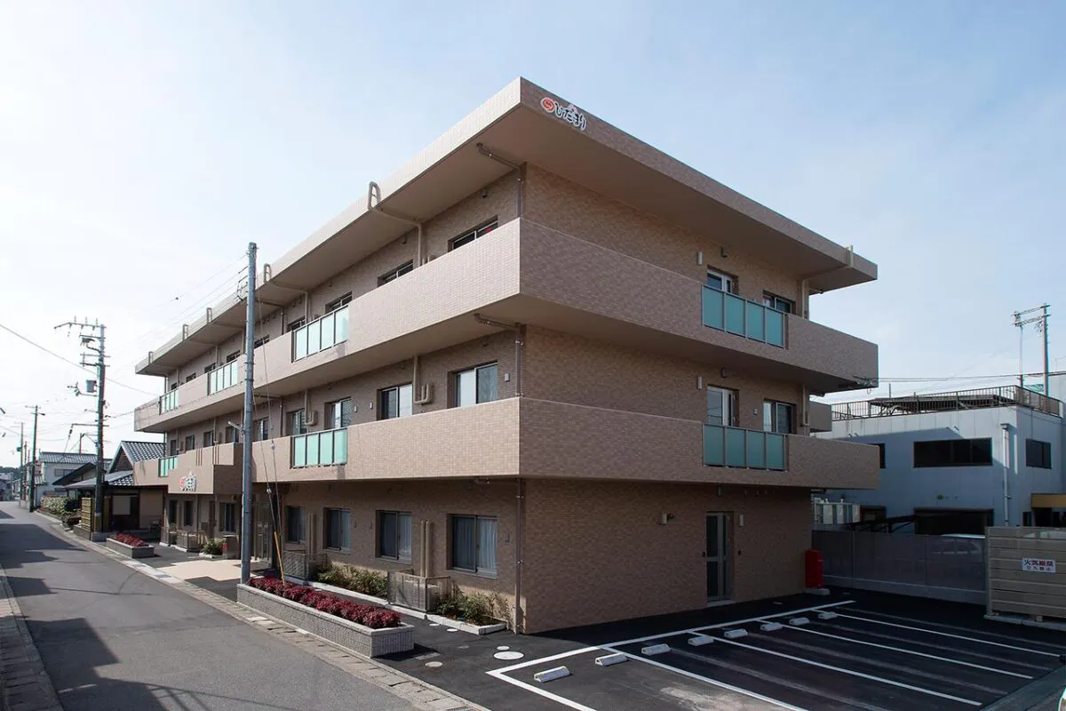 サービス付き高齢者向け住宅ひだまり 外観